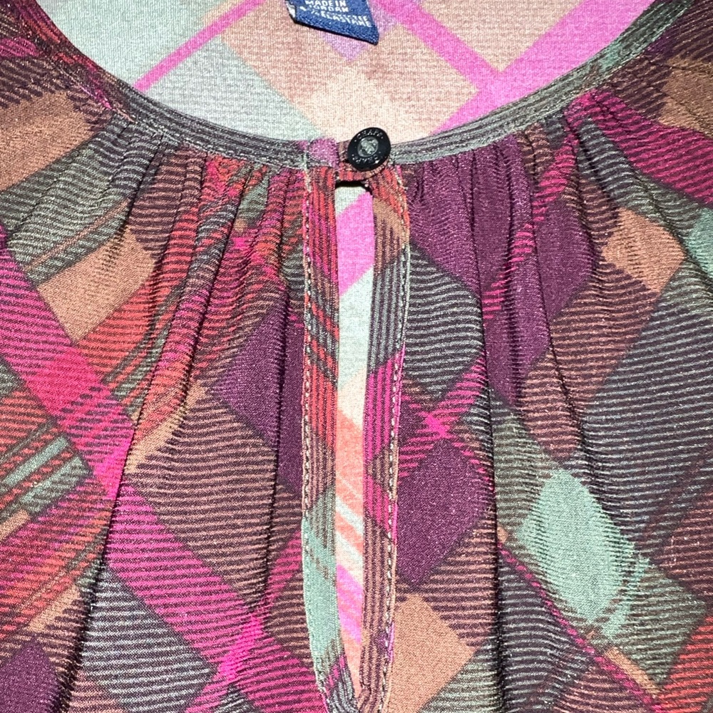 Chaps Plaid Keyhole Top - Picture 4 of 6